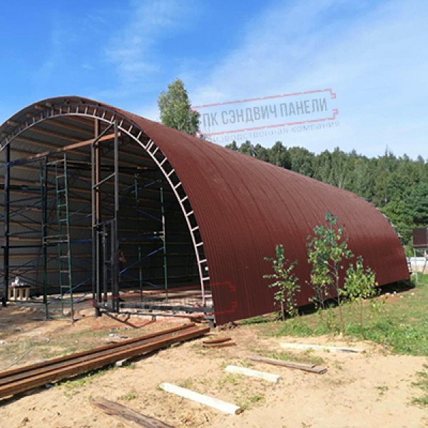 Profnastil MP10PG-0.7, eni-1100, Polyester RAL3009